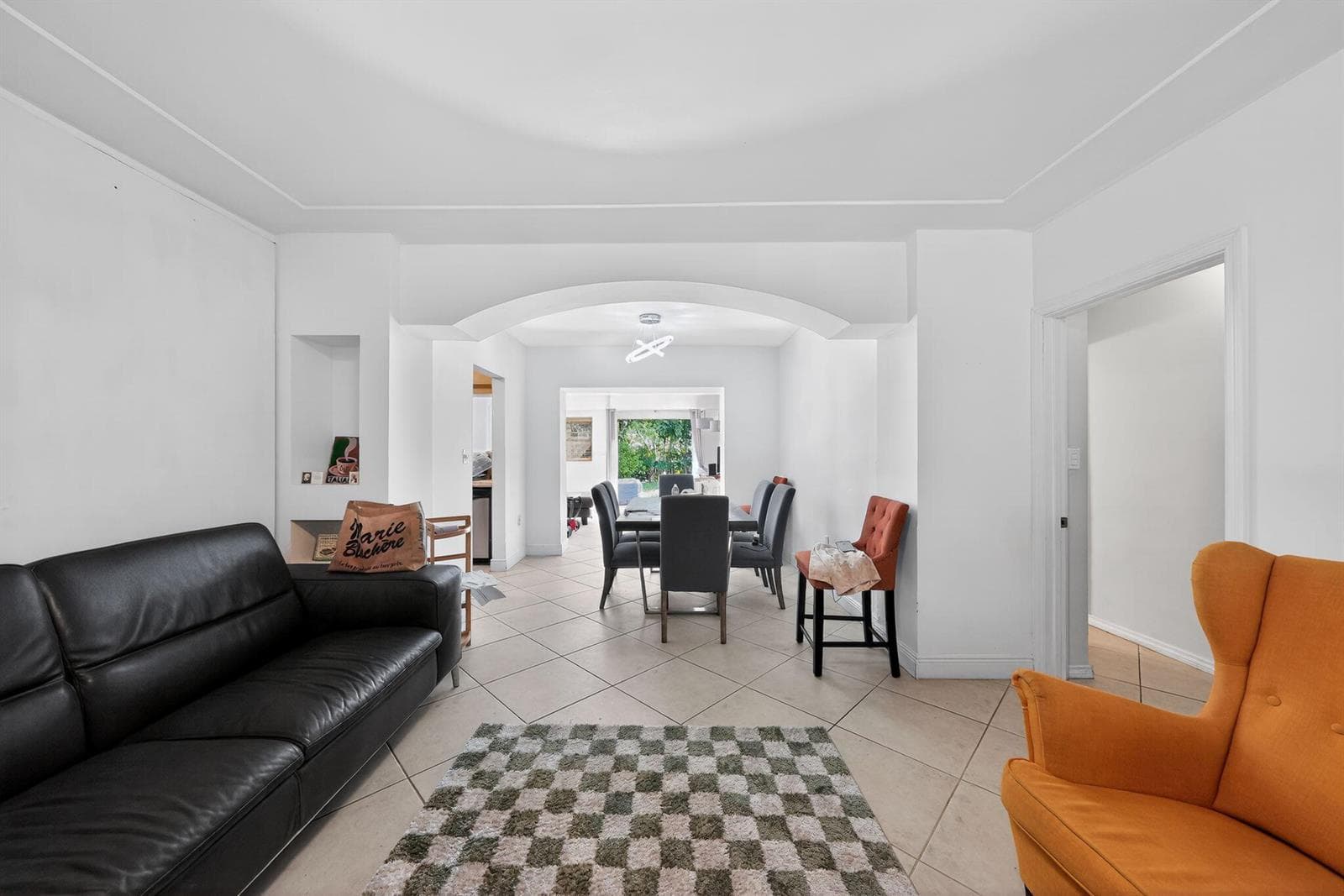 2131 Biarritz Drive, Miami Beach FL 33141 — 11