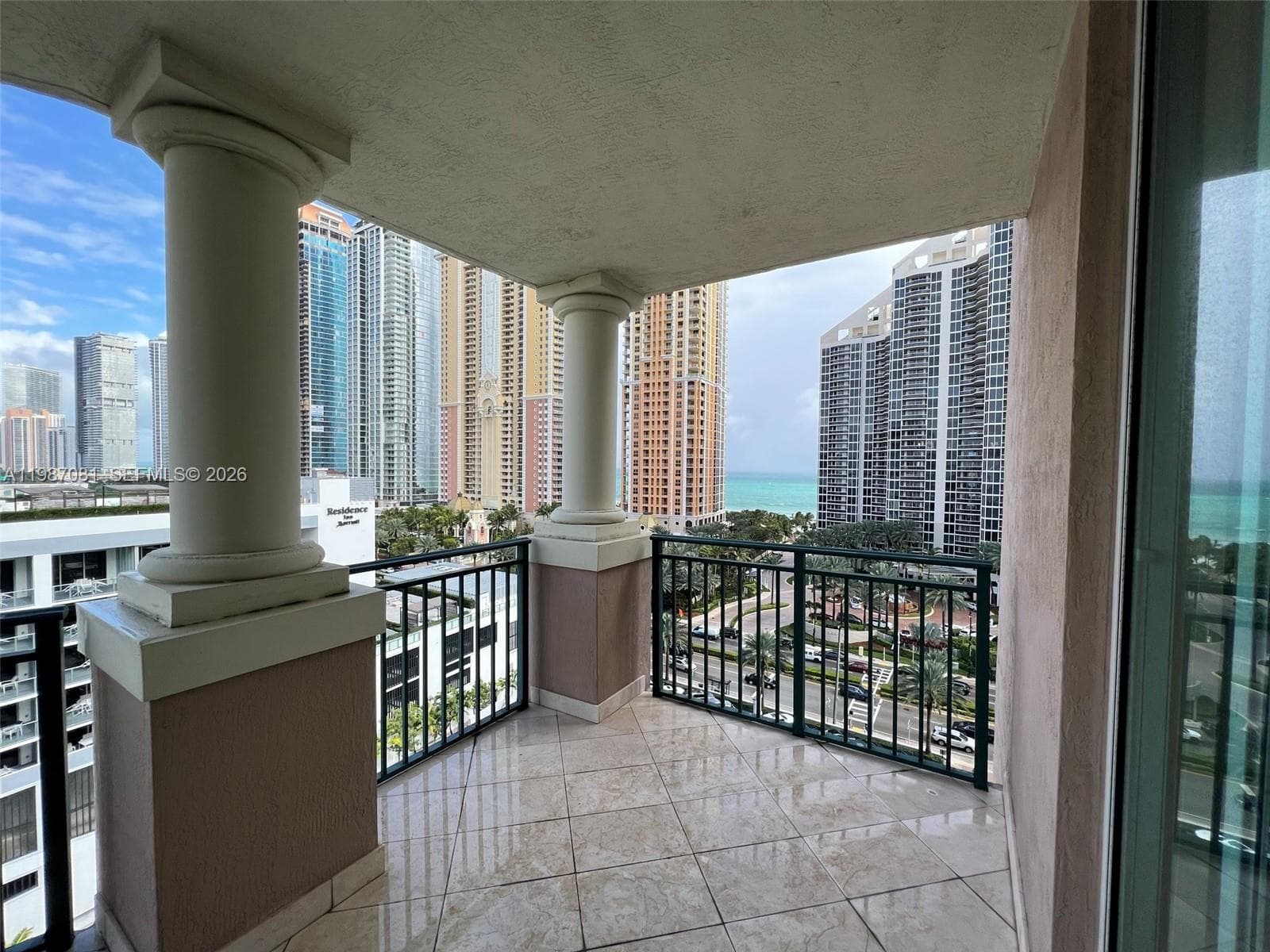 17555 Atlantic Blvd # 1207, Sunny Isles Beach FL 33160 — 1