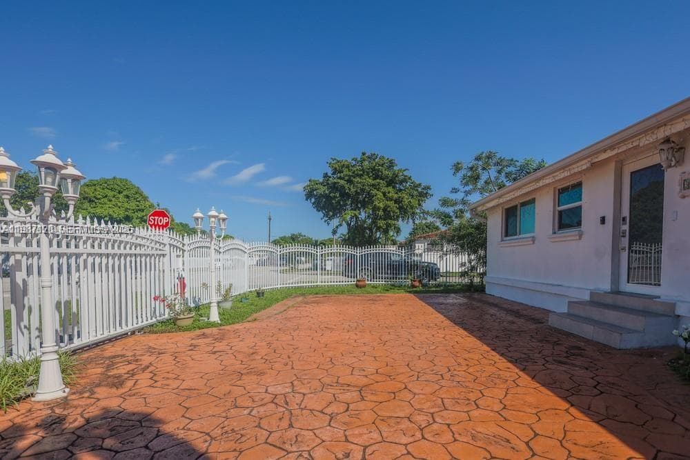 3495 W 2nd Ave, Hialeah FL 33012 — 2