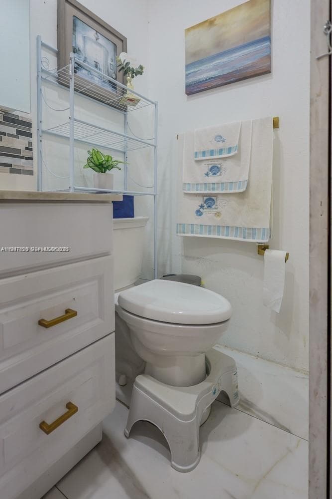 3495 W 2nd Ave, Hialeah FL 33012 — 15