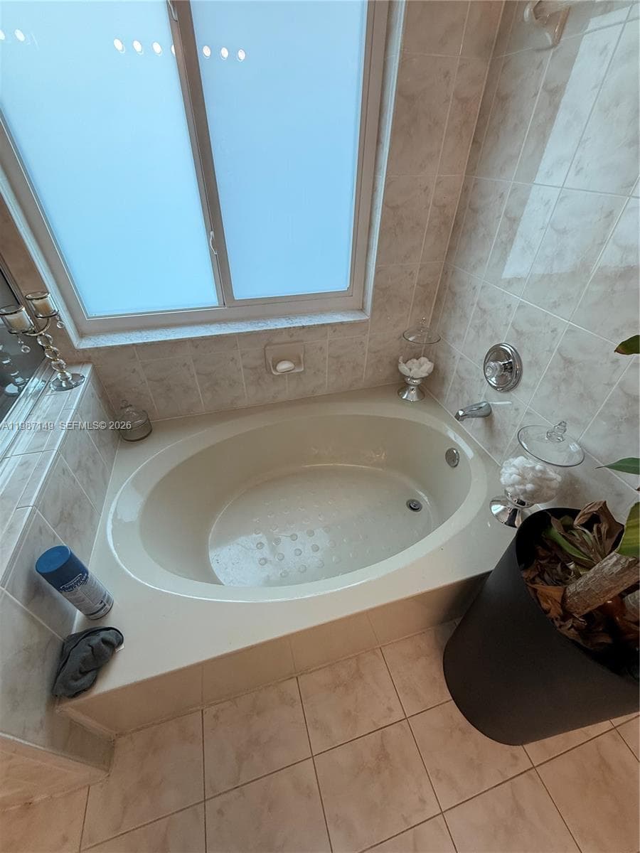 18164 SW 149th Pl, Miami FL 33187 — 17