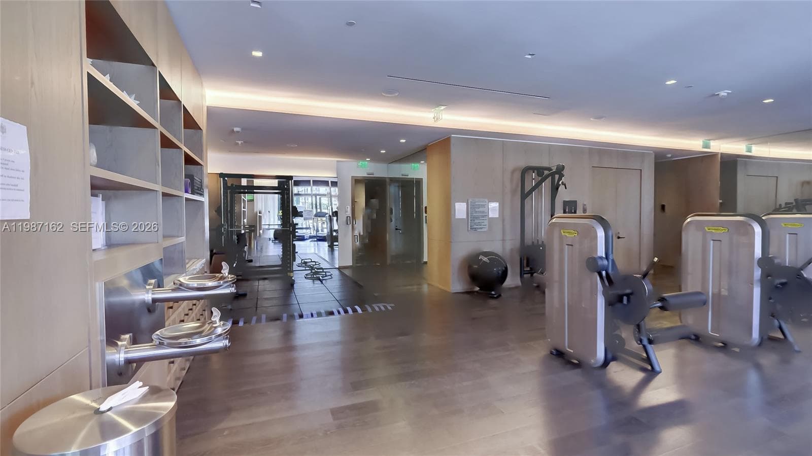 801 S Miami Ave # 2909, Miami FL 33130 — 37
