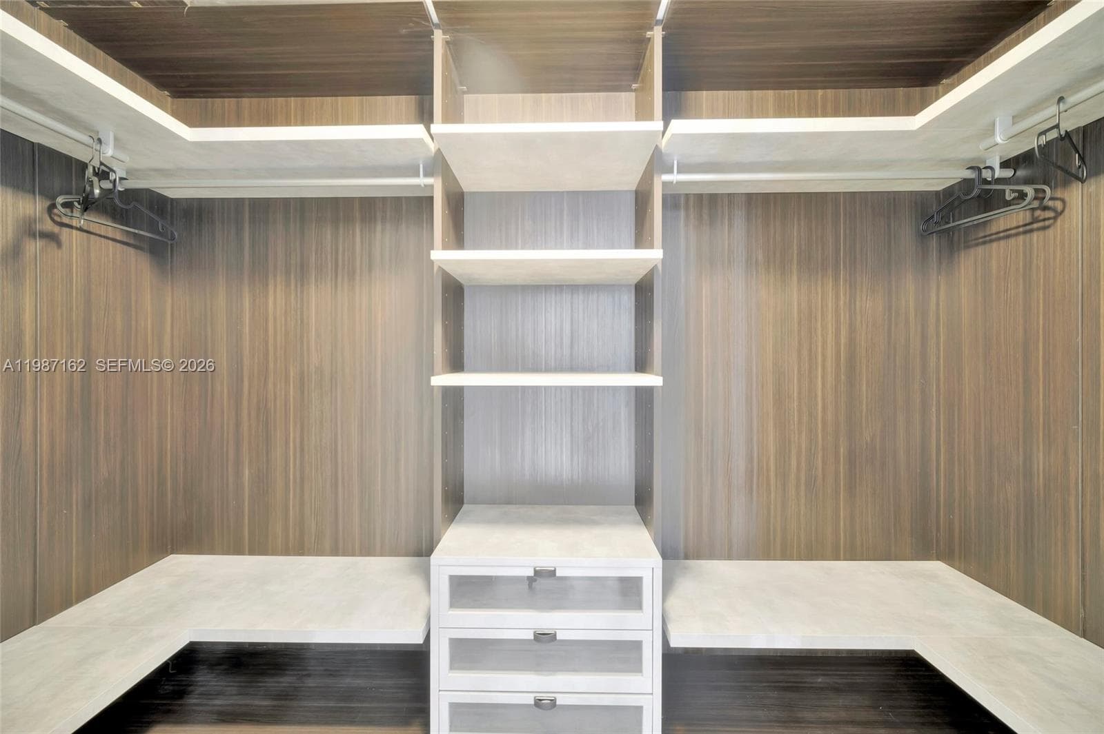 801 S Miami Ave # 2909, Miami FL 33130 — 15