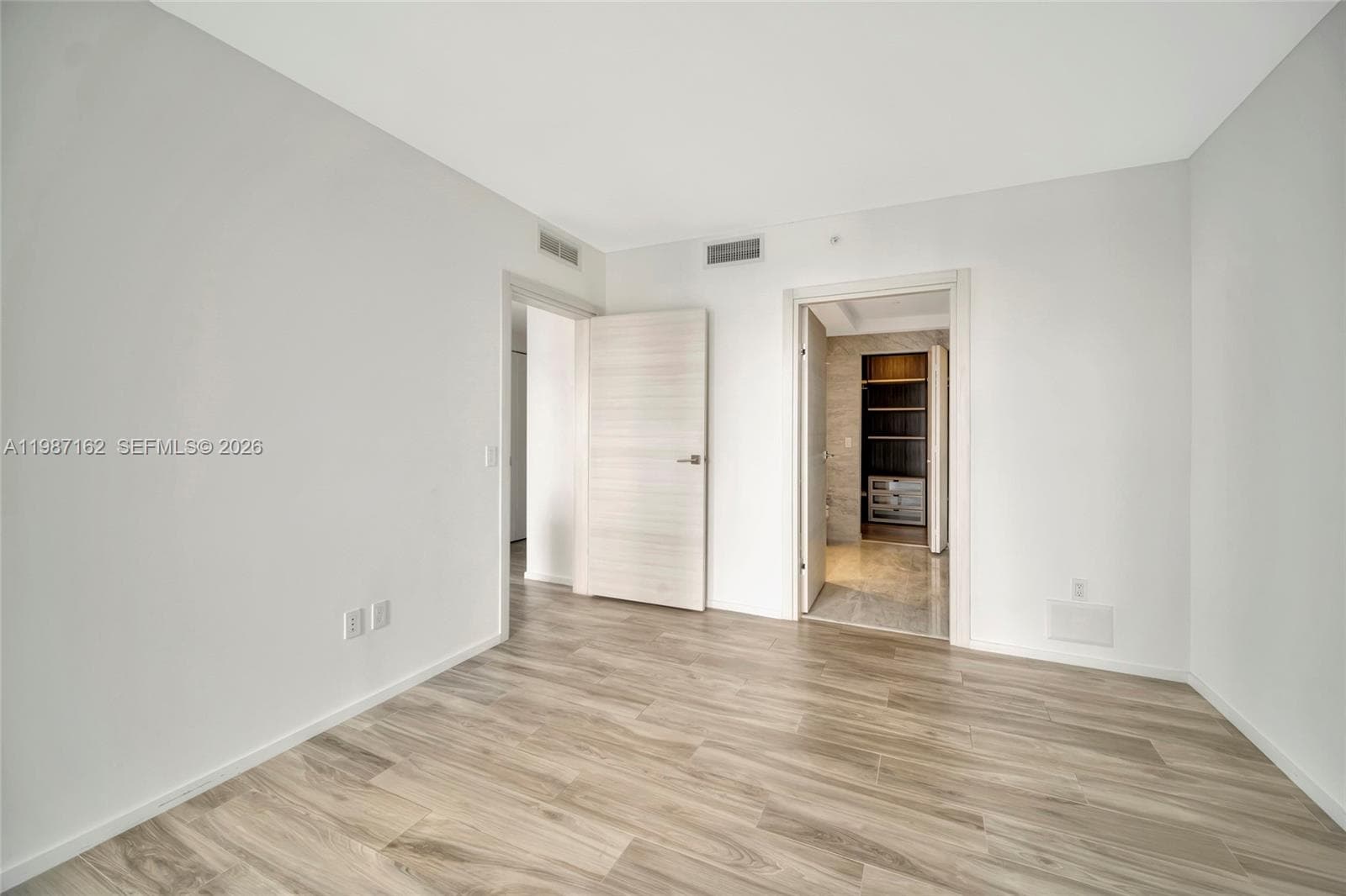 801 S Miami Ave # 2909, Miami FL 33130 — 11
