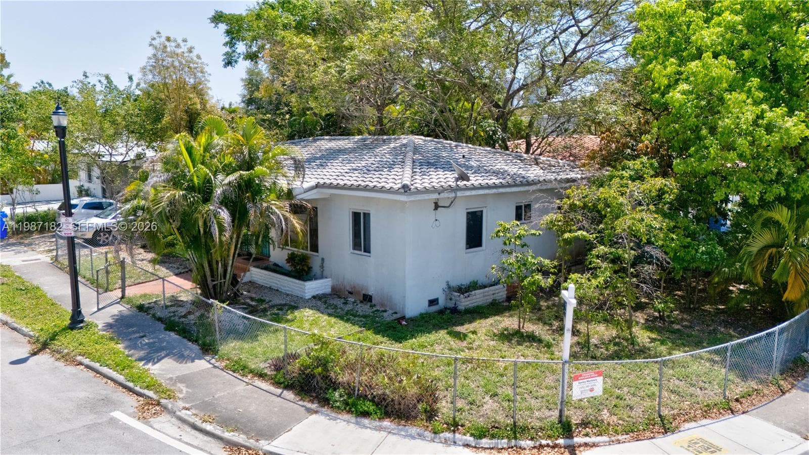 2 NE 45th St, Miami FL 33137 — 7
