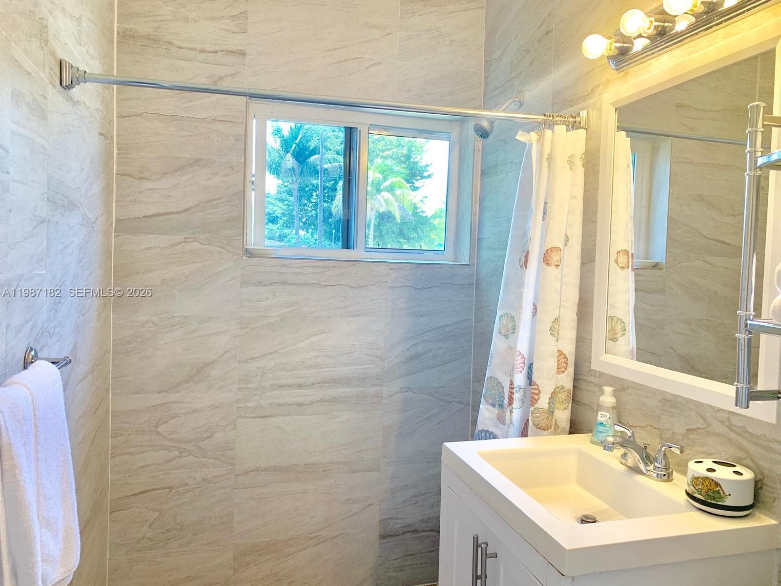 2 NE 45th St, Miami FL 33137 — 15