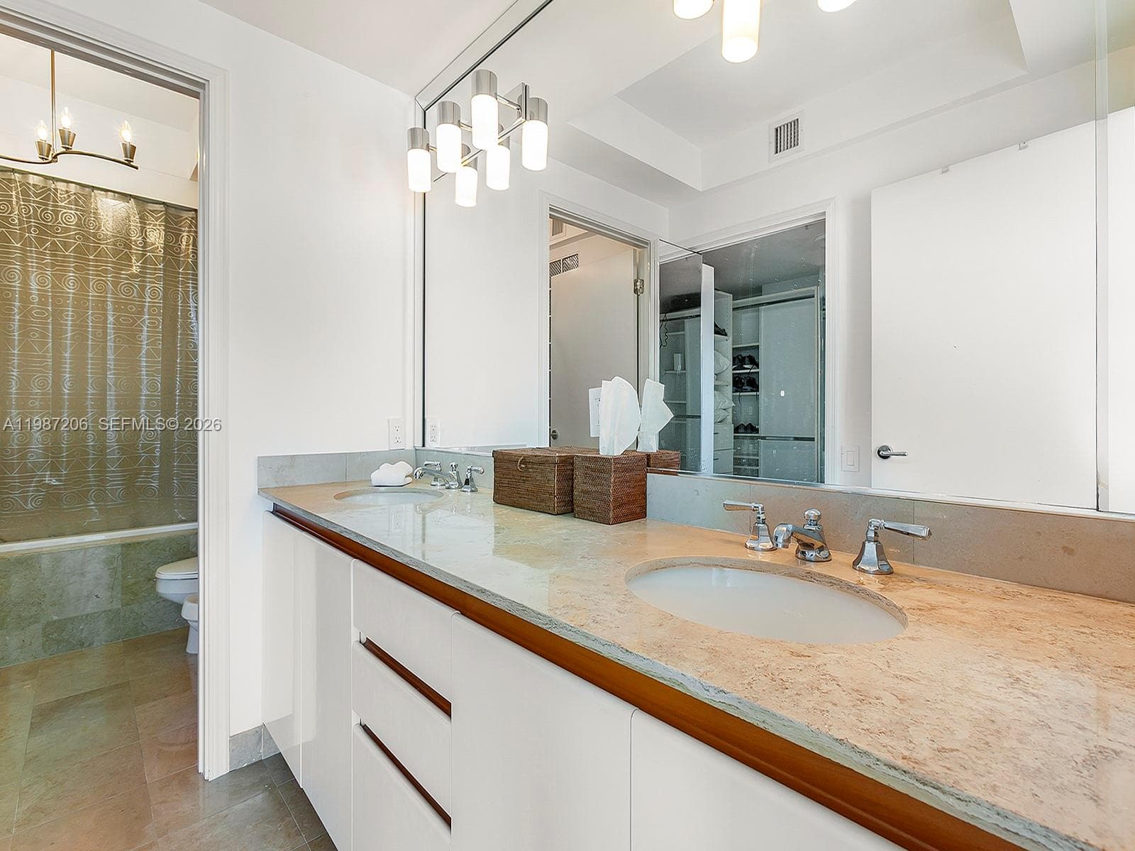 1500 Ocean Dr # 10, Miami Beach FL 33139 — 12