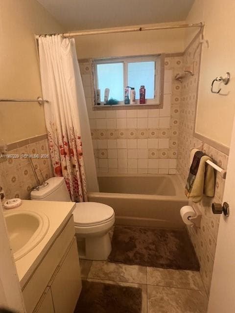 3366 Thomas Ave, Miami FL 33133 — 27