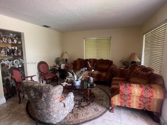 3366 Thomas Ave, Miami FL 33133 — 11