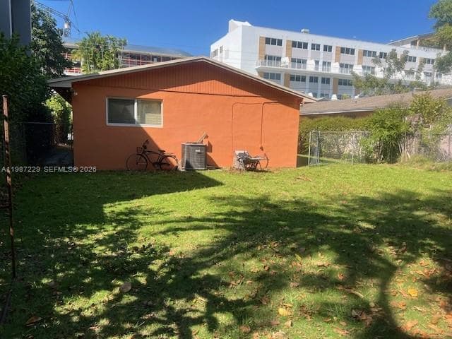 3366 Thomas Ave, Miami FL 33133 — 4