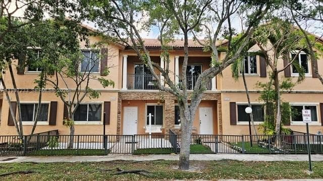 11275 SW 231st Ln, Miami FL 33170 — 1