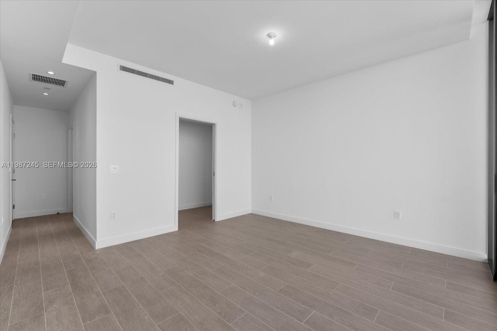 500 Alton Rd # 2402, Miami Beach FL 33139 — 18