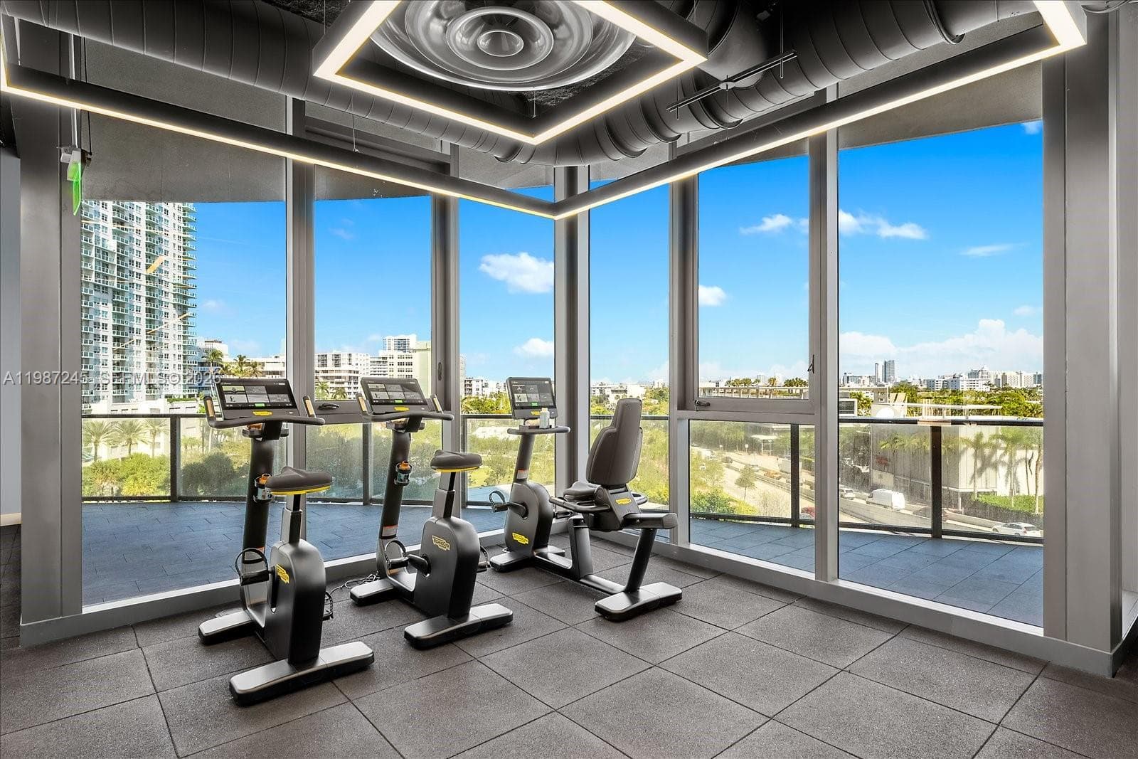 500 Alton Rd # 2402, Miami Beach FL 33139 — 54
