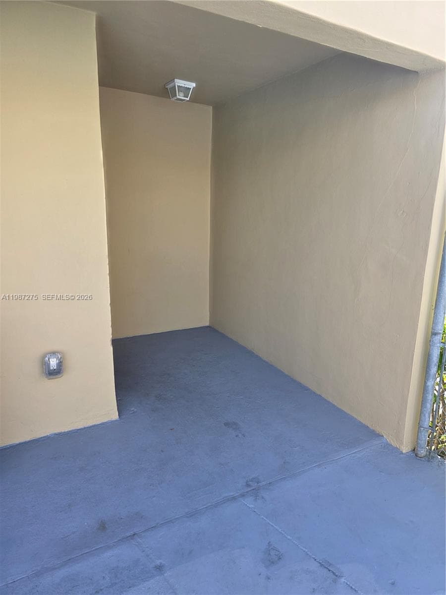 8615 NW 8th St # 319, Miami FL 33126 — 15