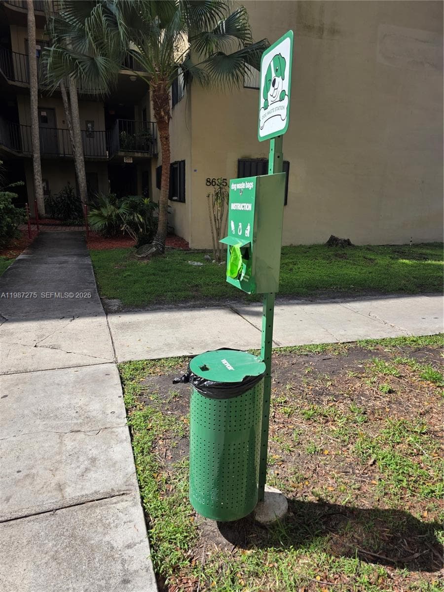8615 NW 8th St # 319, Miami FL 33126 — 21