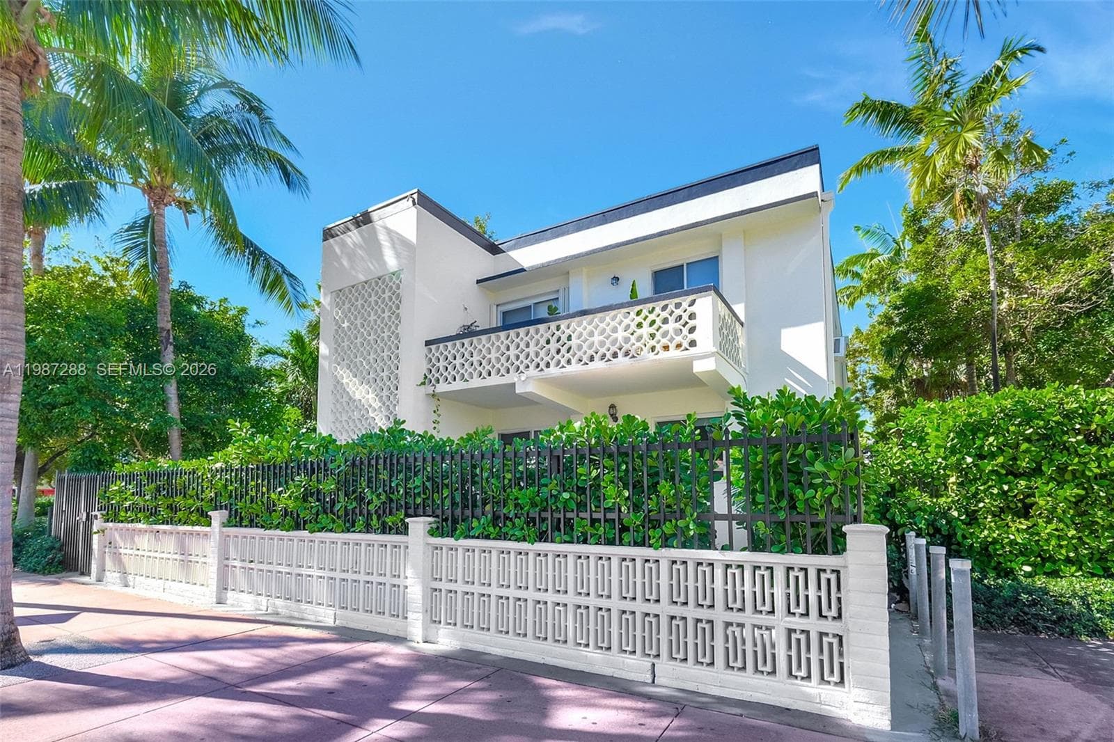 428 Collins Ave # 7, Miami Beach FL 33139 — 2