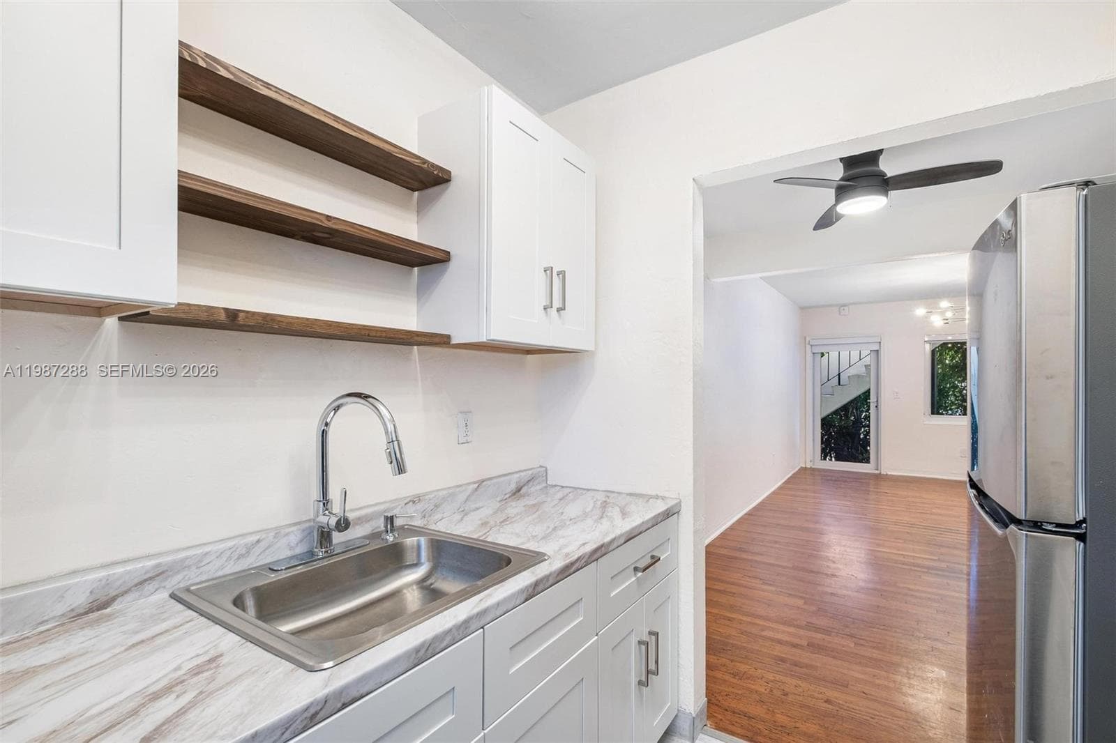 428 Collins Ave # 7, Miami Beach FL 33139 — 7