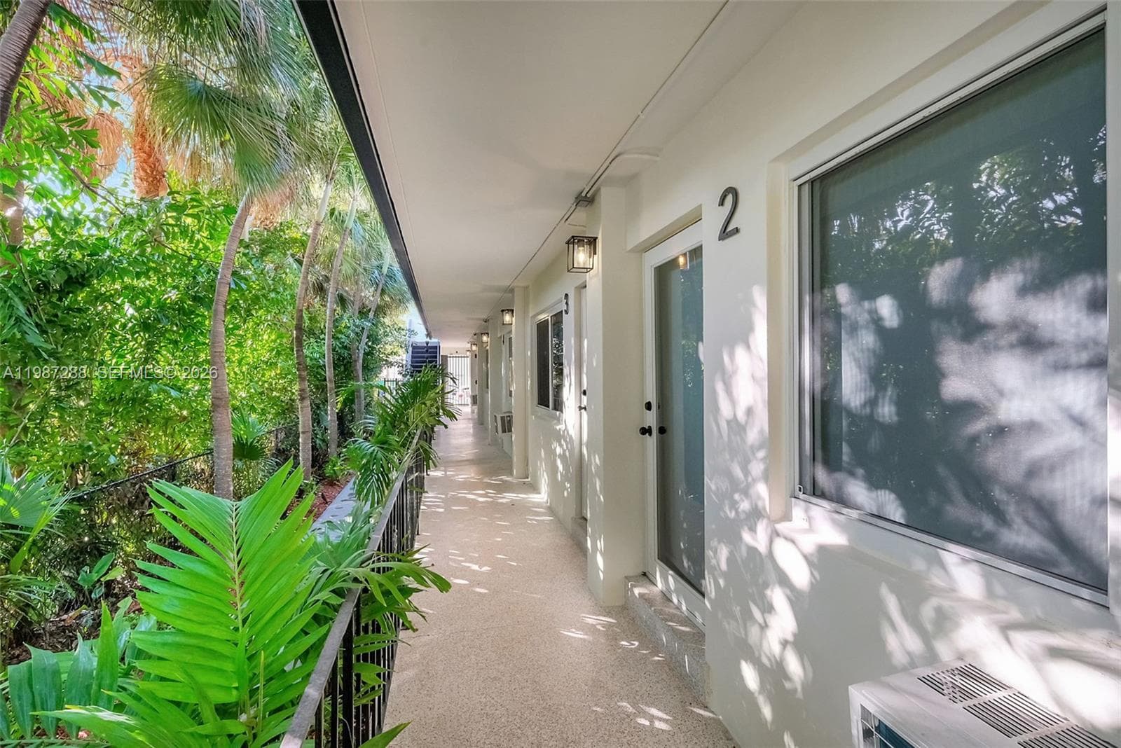 428 Collins Ave # 7, Miami Beach FL 33139 — 3