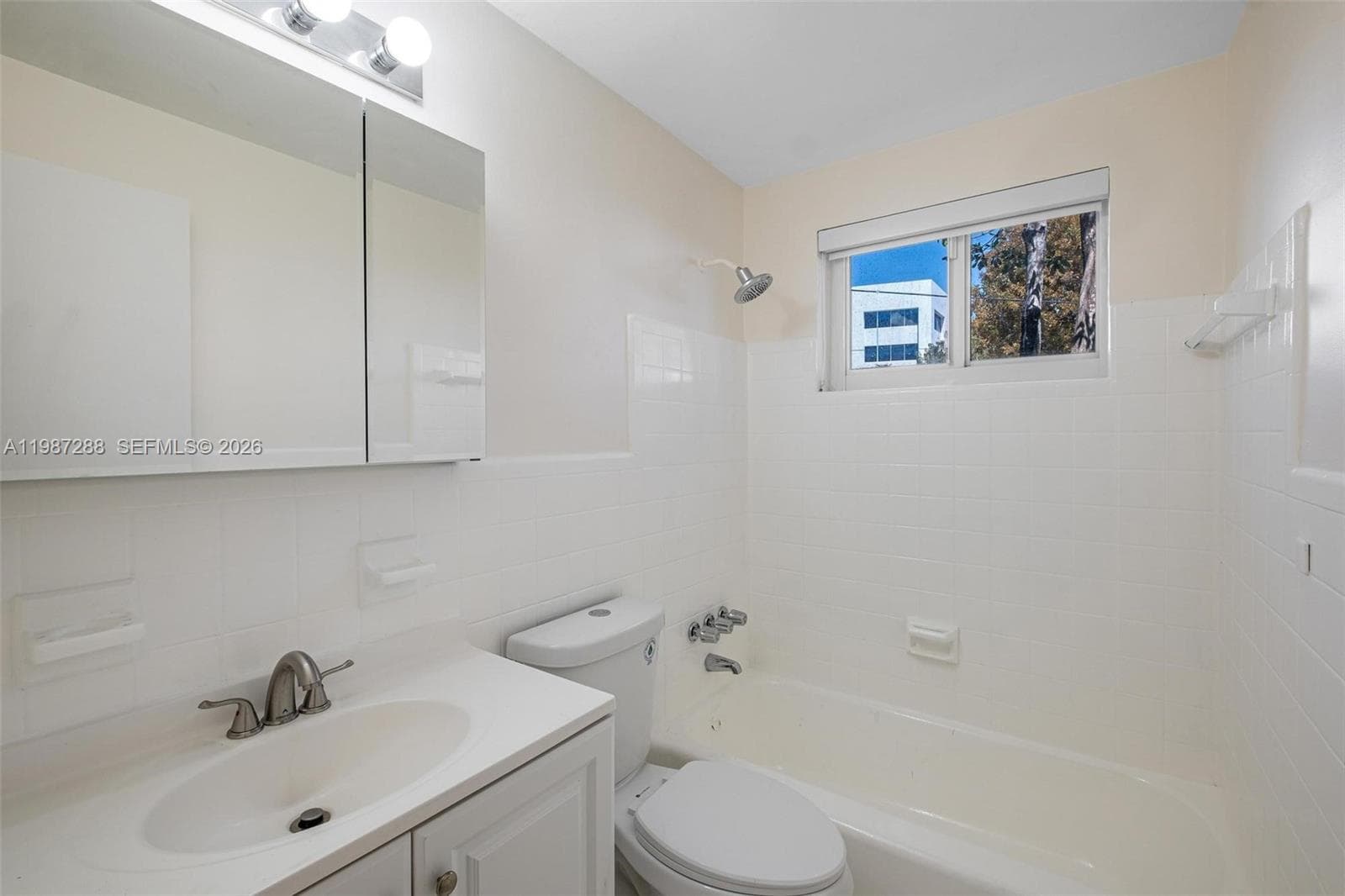 428 Collins Ave # 7, Miami Beach FL 33139 — 11