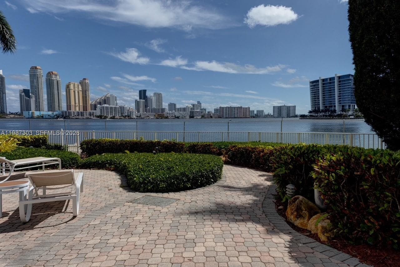 3600 Mystic Pointe Dr # 613, Aventura FL 33180 — 4
