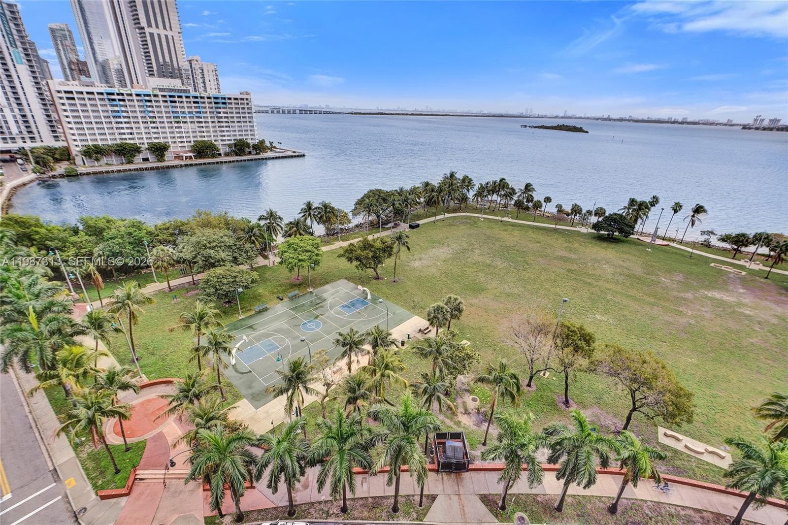 1900 N Bayshore Dr # 816, Miami FL 33132 — 57