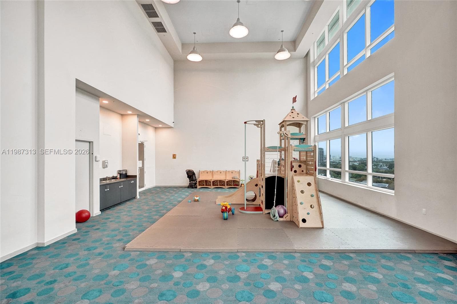 1900 N Bayshore Dr # 816, Miami FL 33132 — 67