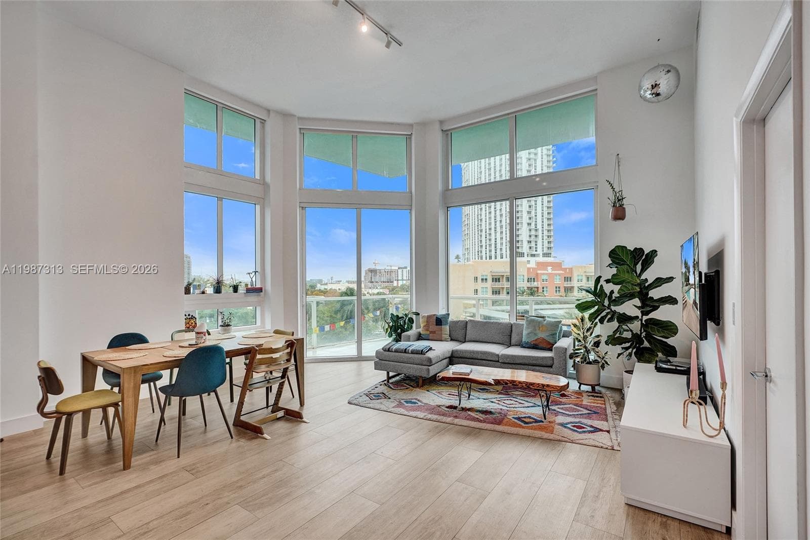 1900 N Bayshore Dr # 816, Miami FL 33132 — 5