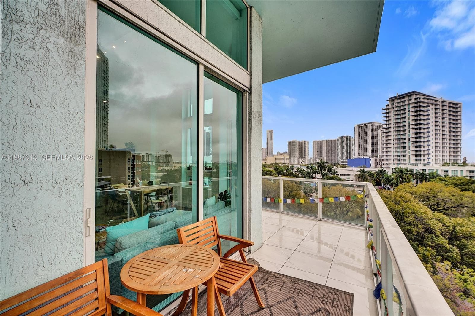 1900 N Bayshore Dr # 816, Miami FL 33132 — 19