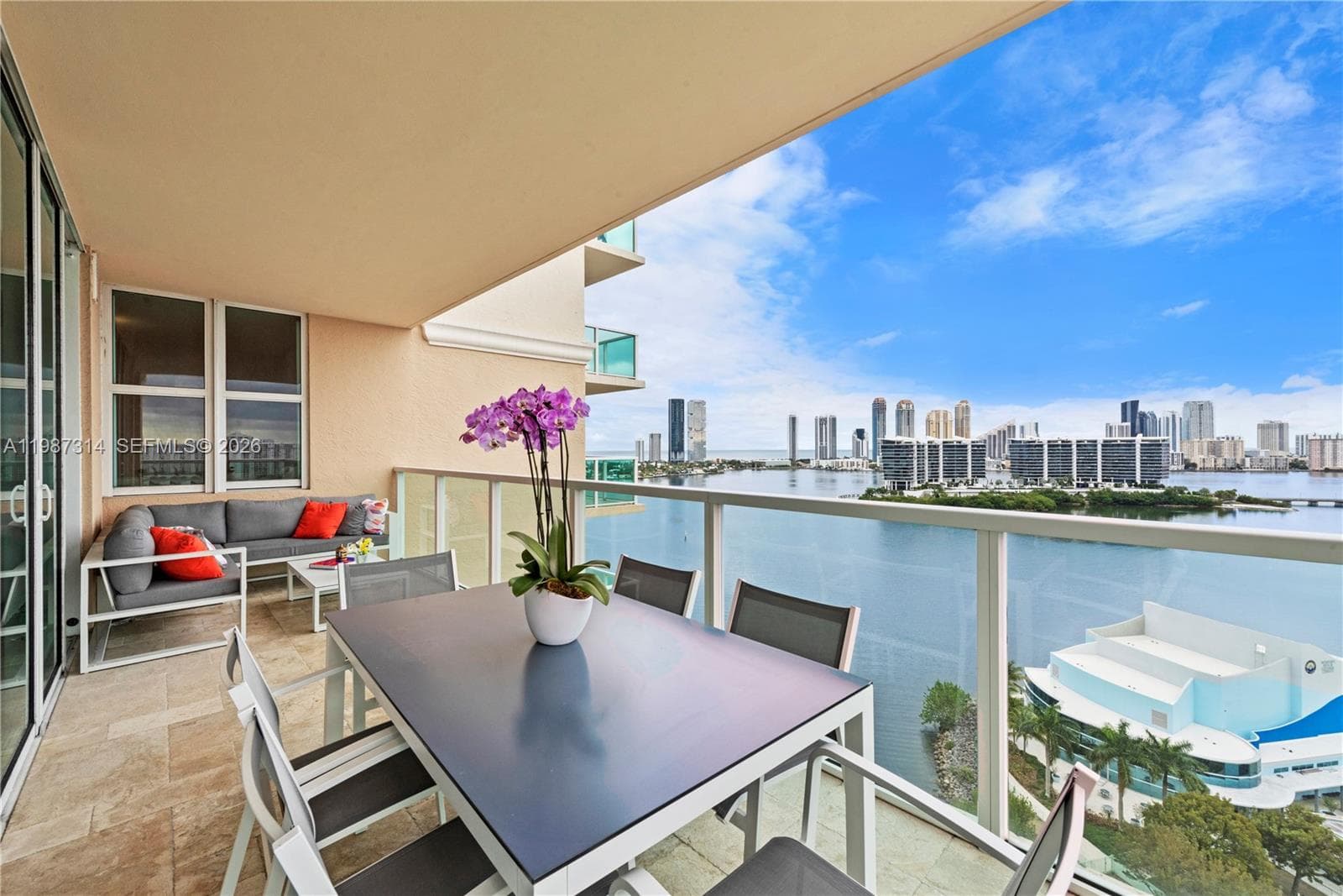 3330 NE 190th St # 1715, Aventura FL 33180 — 23