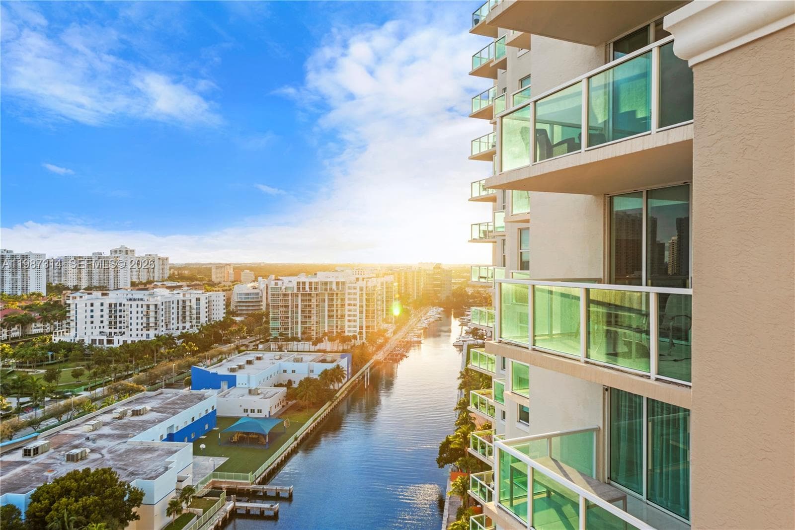 3330 NE 190th St # 1715, Aventura FL 33180 — 39