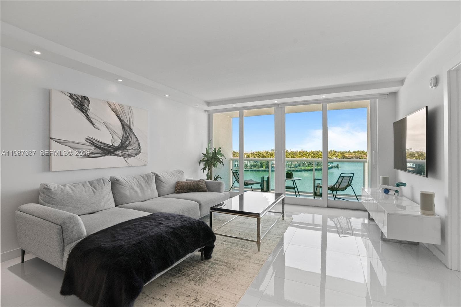 6770 Indian Creek Dr # 5M, Miami Beach FL 33141 — 2