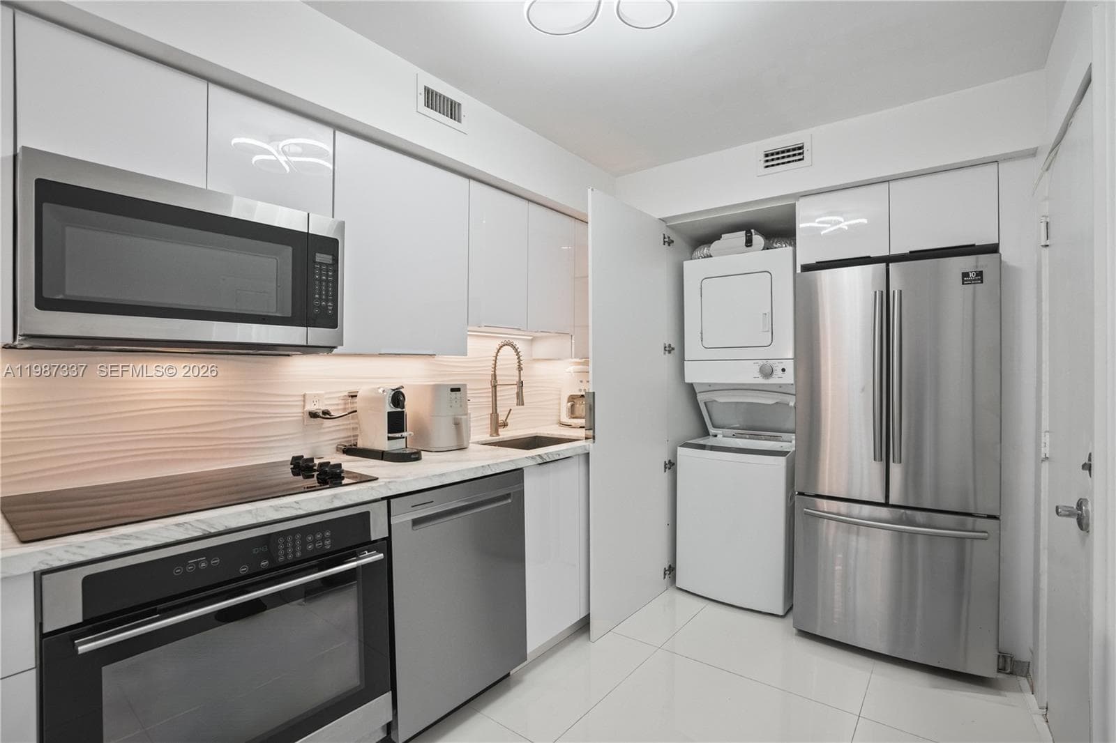 6770 Indian Creek Dr # 5M, Miami Beach FL 33141 — 24