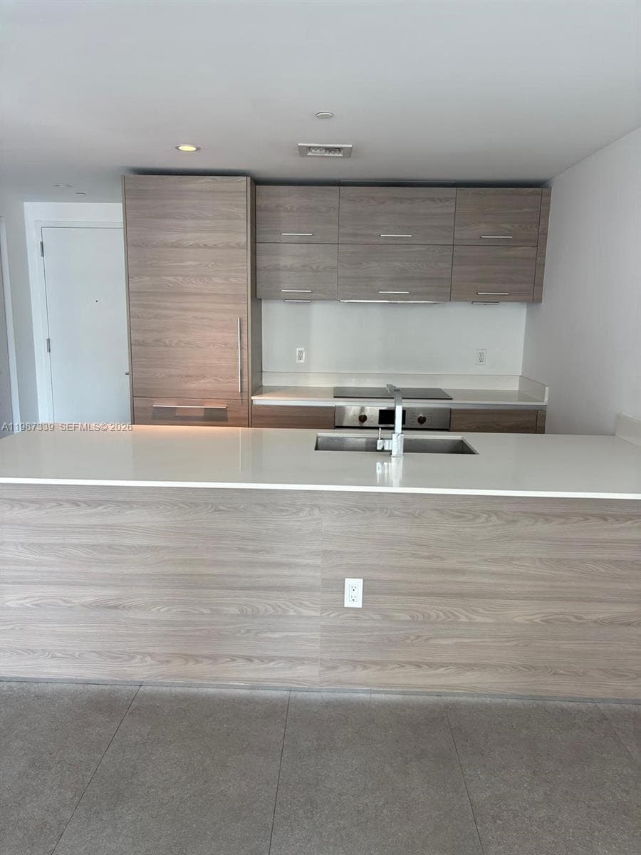 1300 S Miami Ave # 2911, Miami FL 33130 — 6