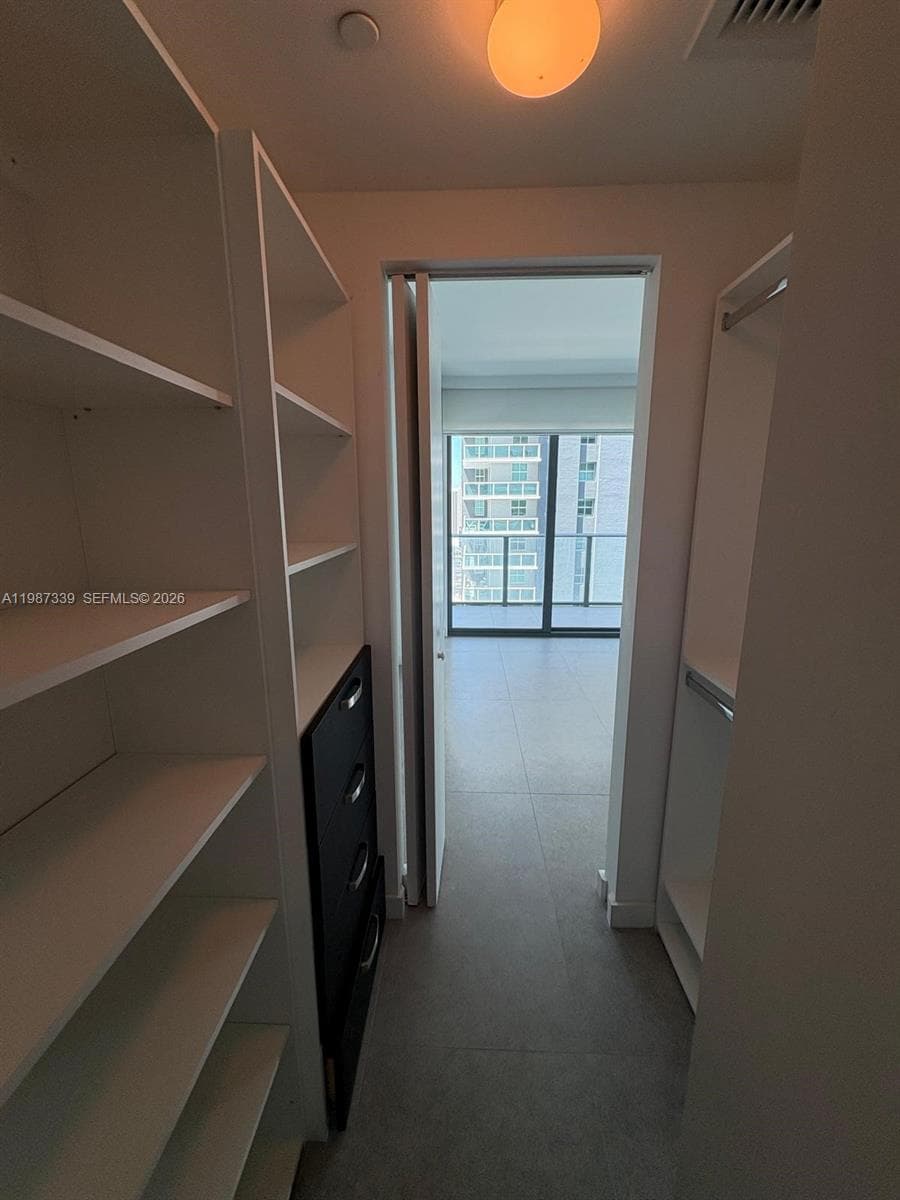 1300 S Miami Ave # 2911, Miami FL 33130 — 17