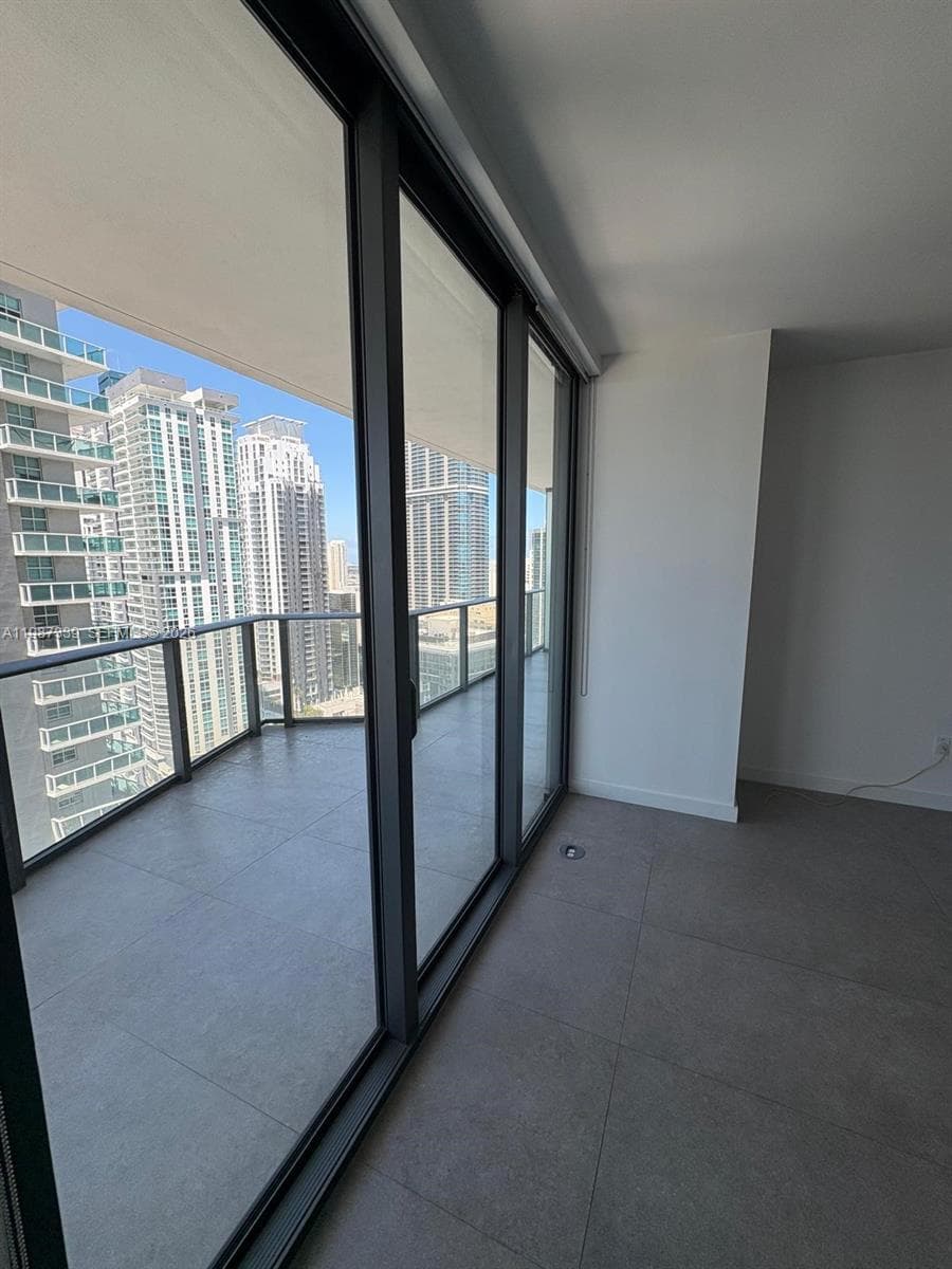 1300 S Miami Ave # 2911, Miami FL 33130 — 26