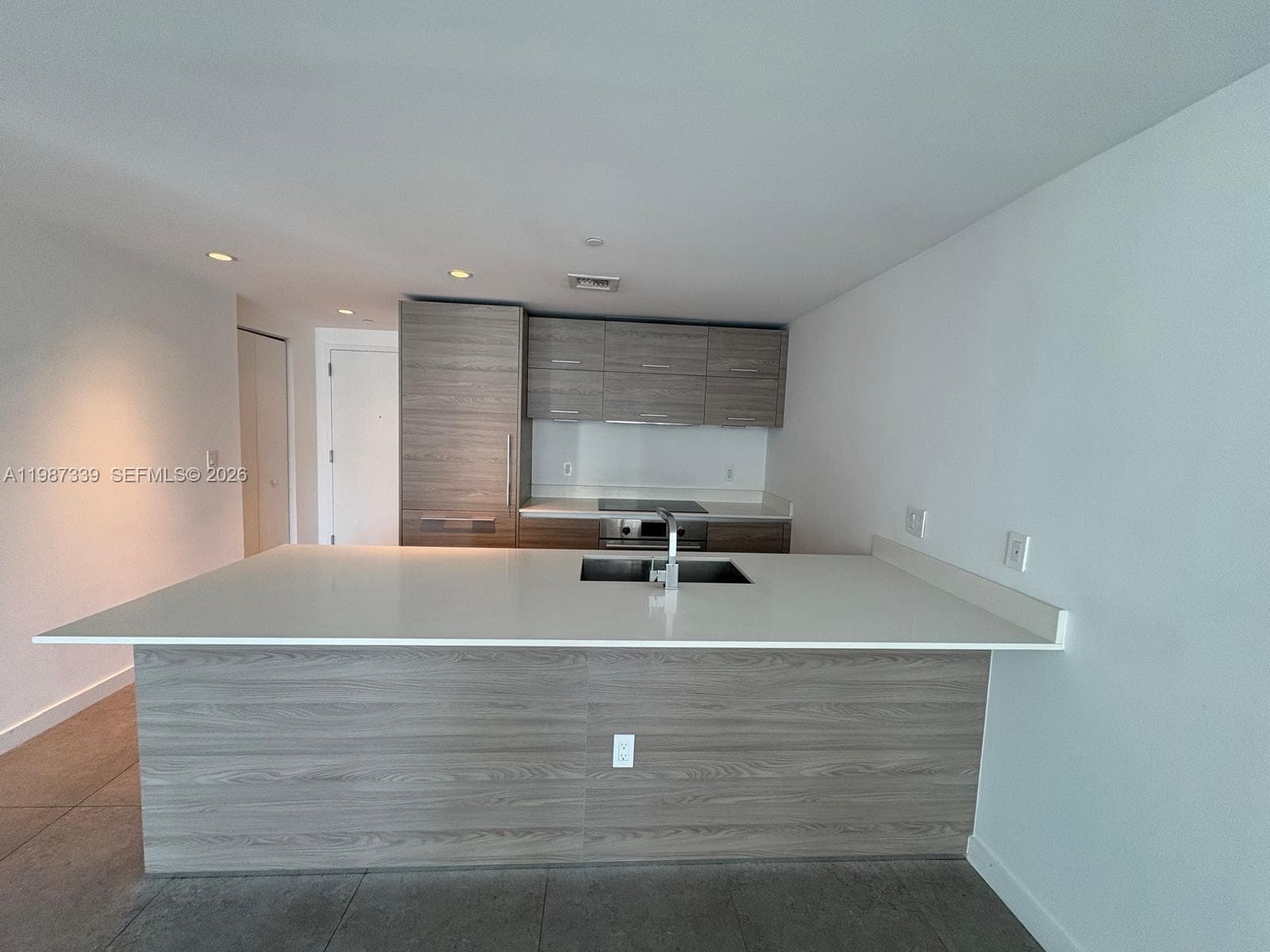 1300 S Miami Ave # 2911, Miami FL 33130 — 22