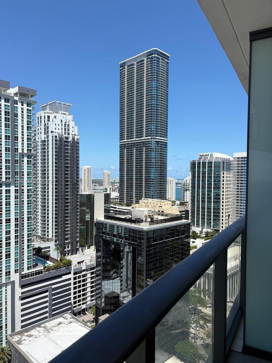 1300 S Miami Ave # 2911, Miami FL 33130 — 1