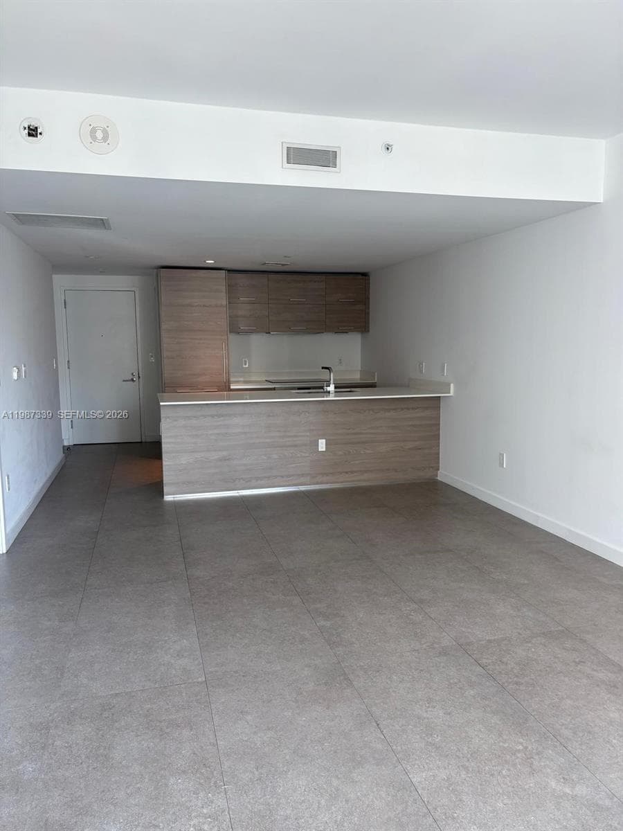 1300 S Miami Ave # 2911, Miami FL 33130 — 5