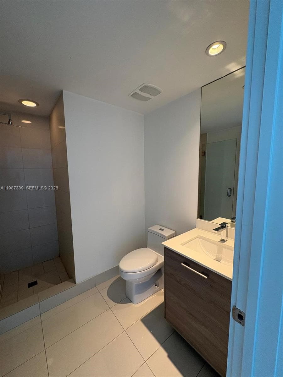 1300 S Miami Ave # 2911, Miami FL 33130 — 20