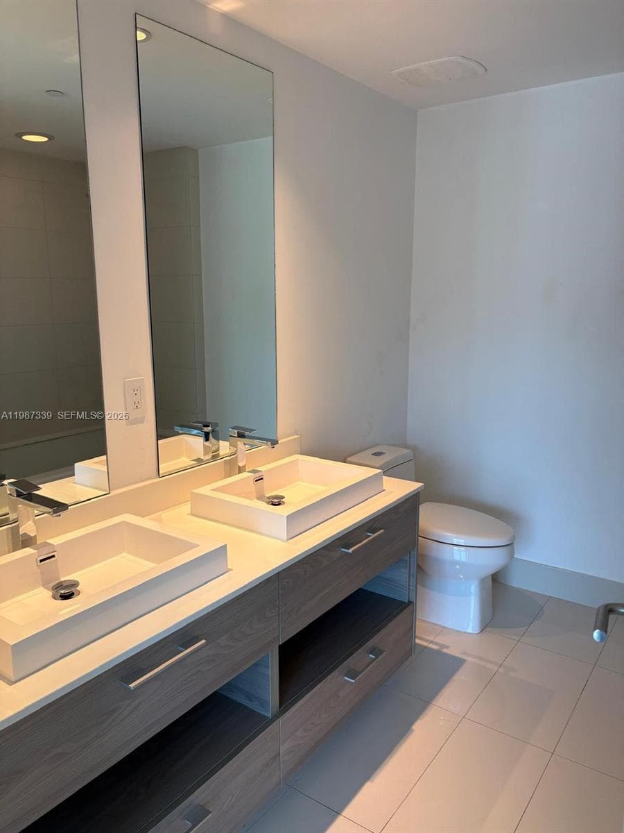 1300 S Miami Ave # 2911, Miami FL 33130 — 9