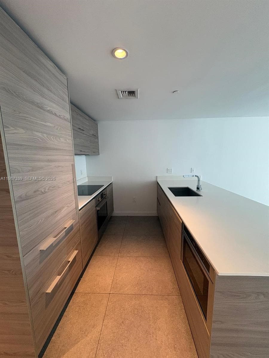1300 S Miami Ave # 2911, Miami FL 33130 — 14