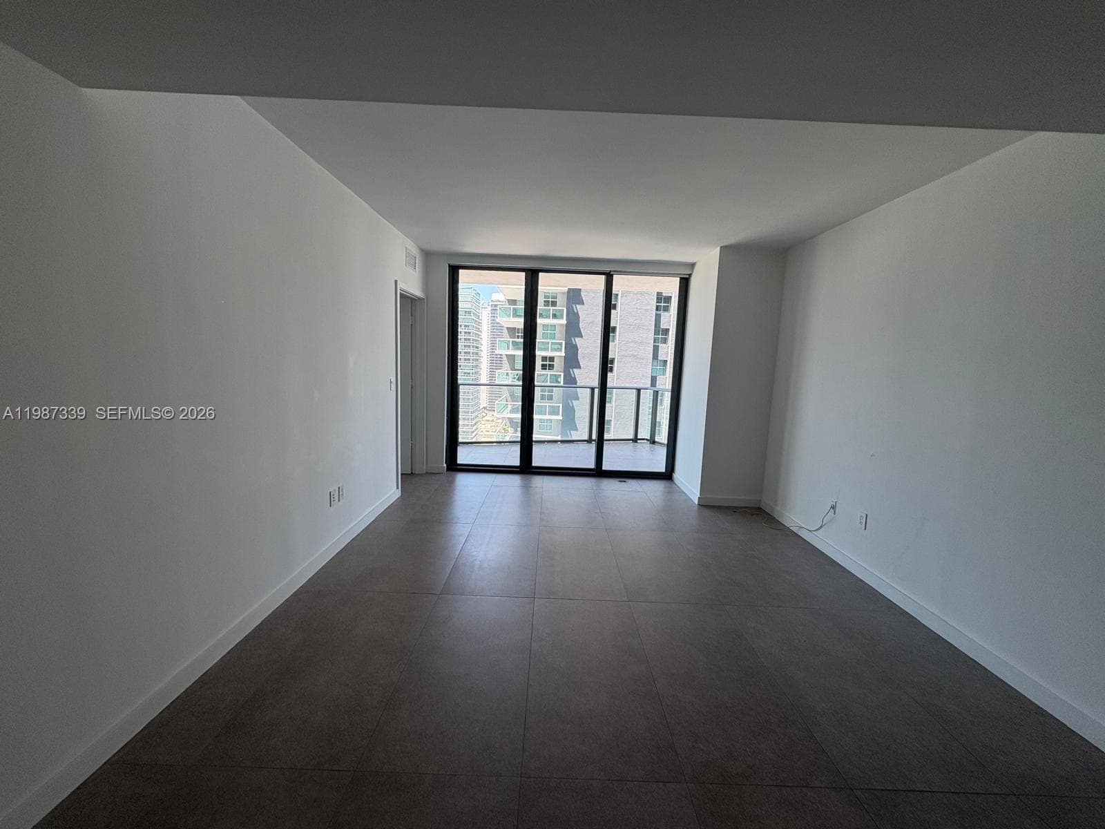 1300 S Miami Ave # 2911, Miami FL 33130 — 25