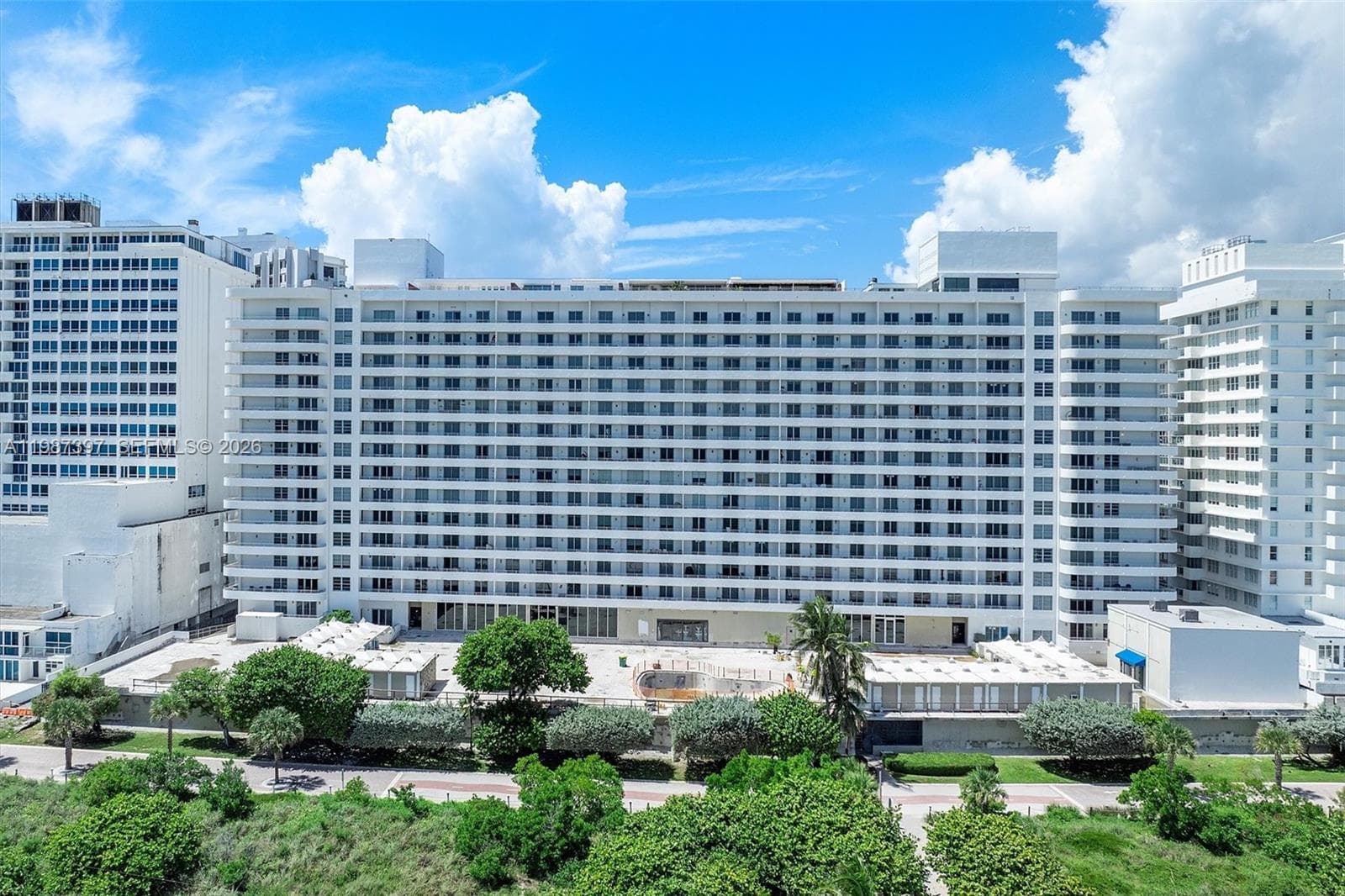 5555 Collins Ave # 11A, Miami Beach FL 33140 — 17