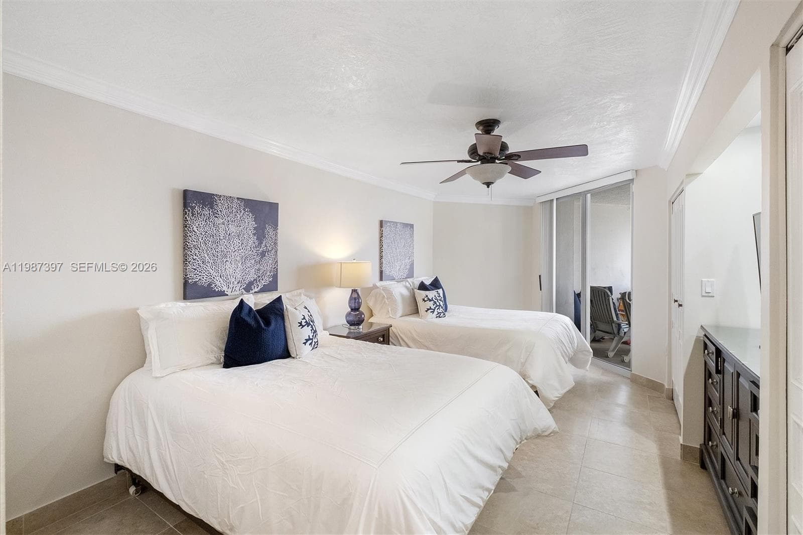 5555 Collins Ave # 11A, Miami Beach FL 33140 — 5