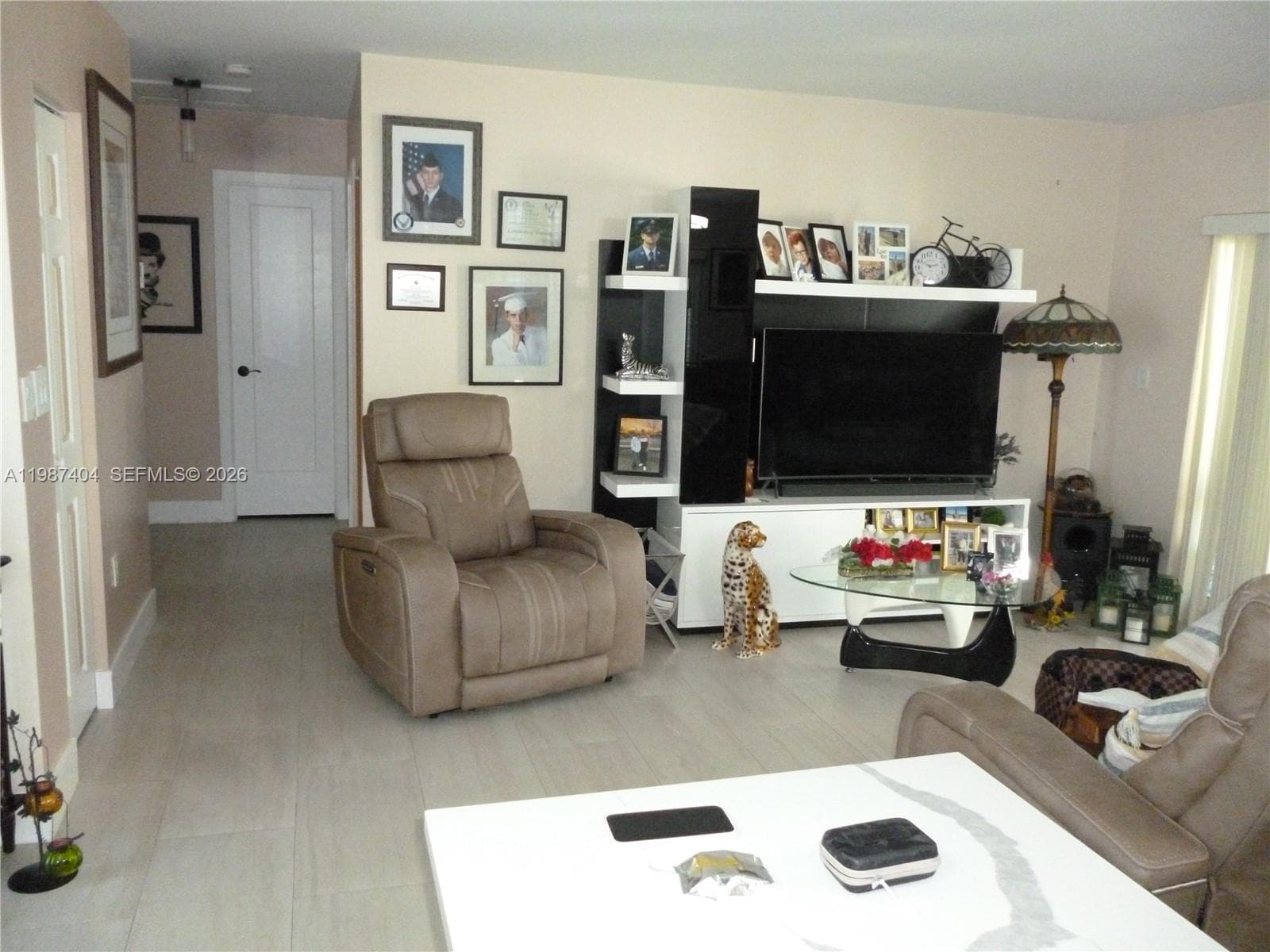 19372 SW 119th Ct, Miami FL 33177 — 19