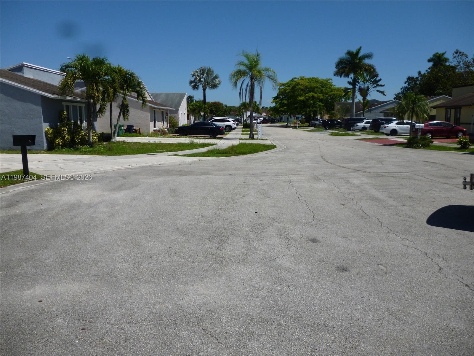 19372 SW 119th Ct, Miami FL 33177 — 4