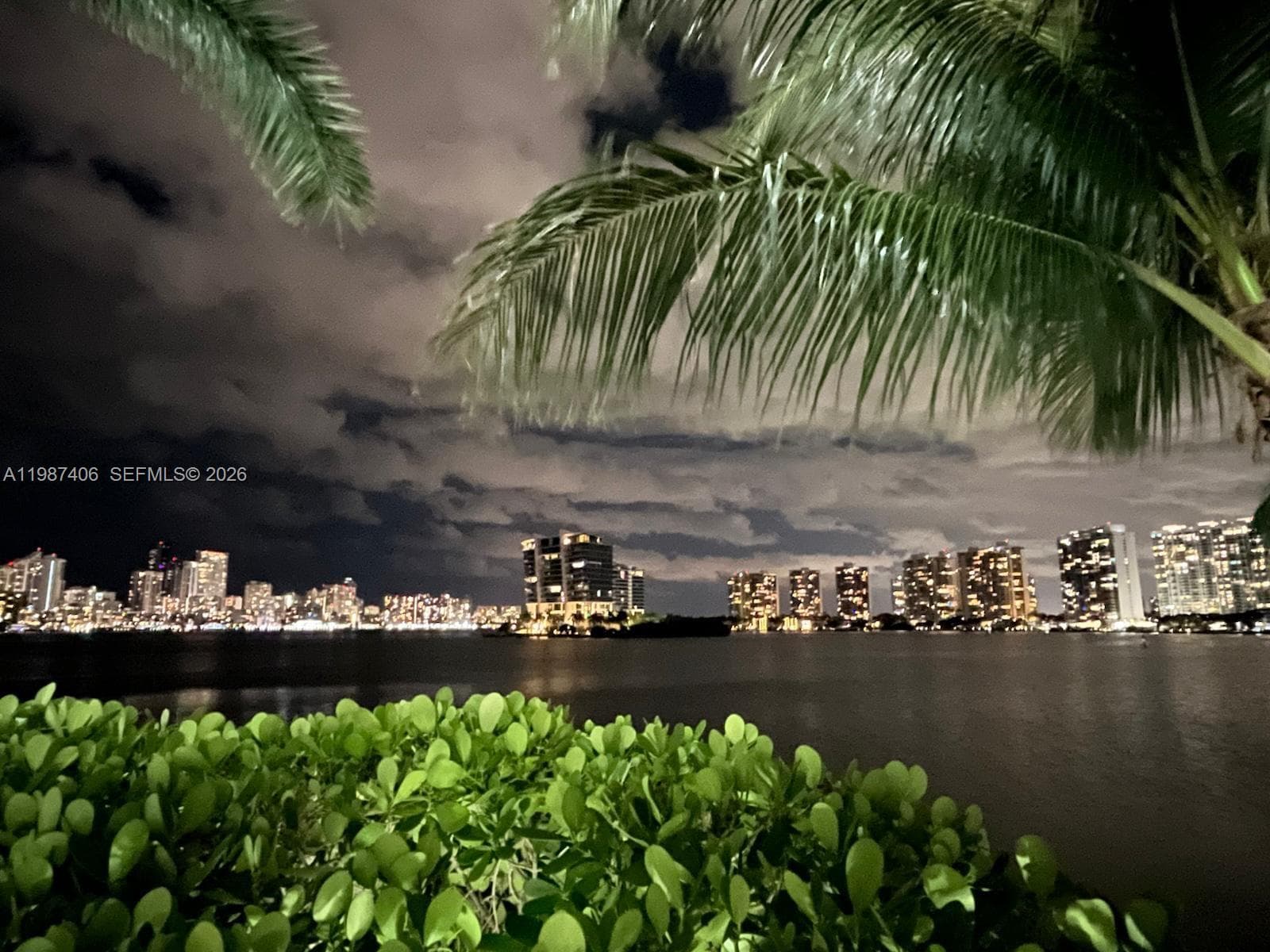 3530 Mystic Pointe Dr # 1412, Aventura FL 33180 — 25