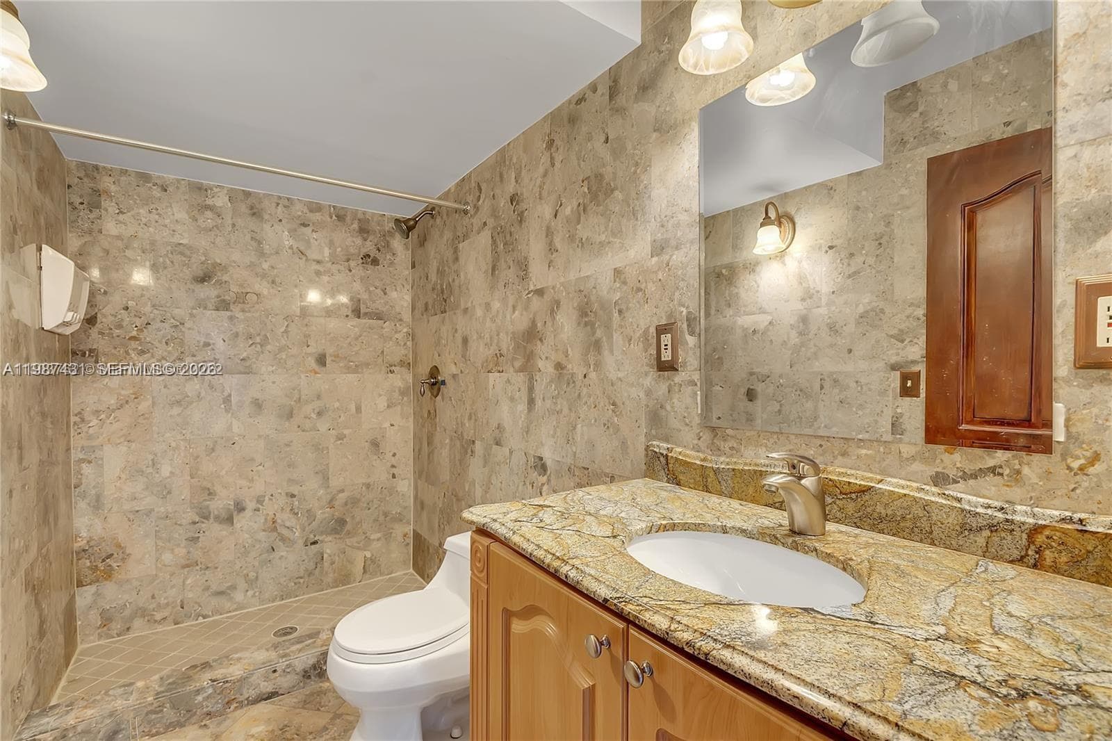 6580 W 27th Ct # 12, Hialeah FL 33016 — 7