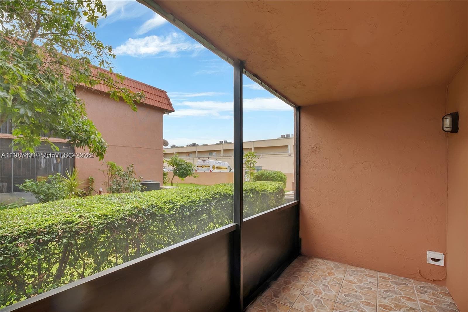 6580 W 27th Ct # 12, Hialeah FL 33016 — 18