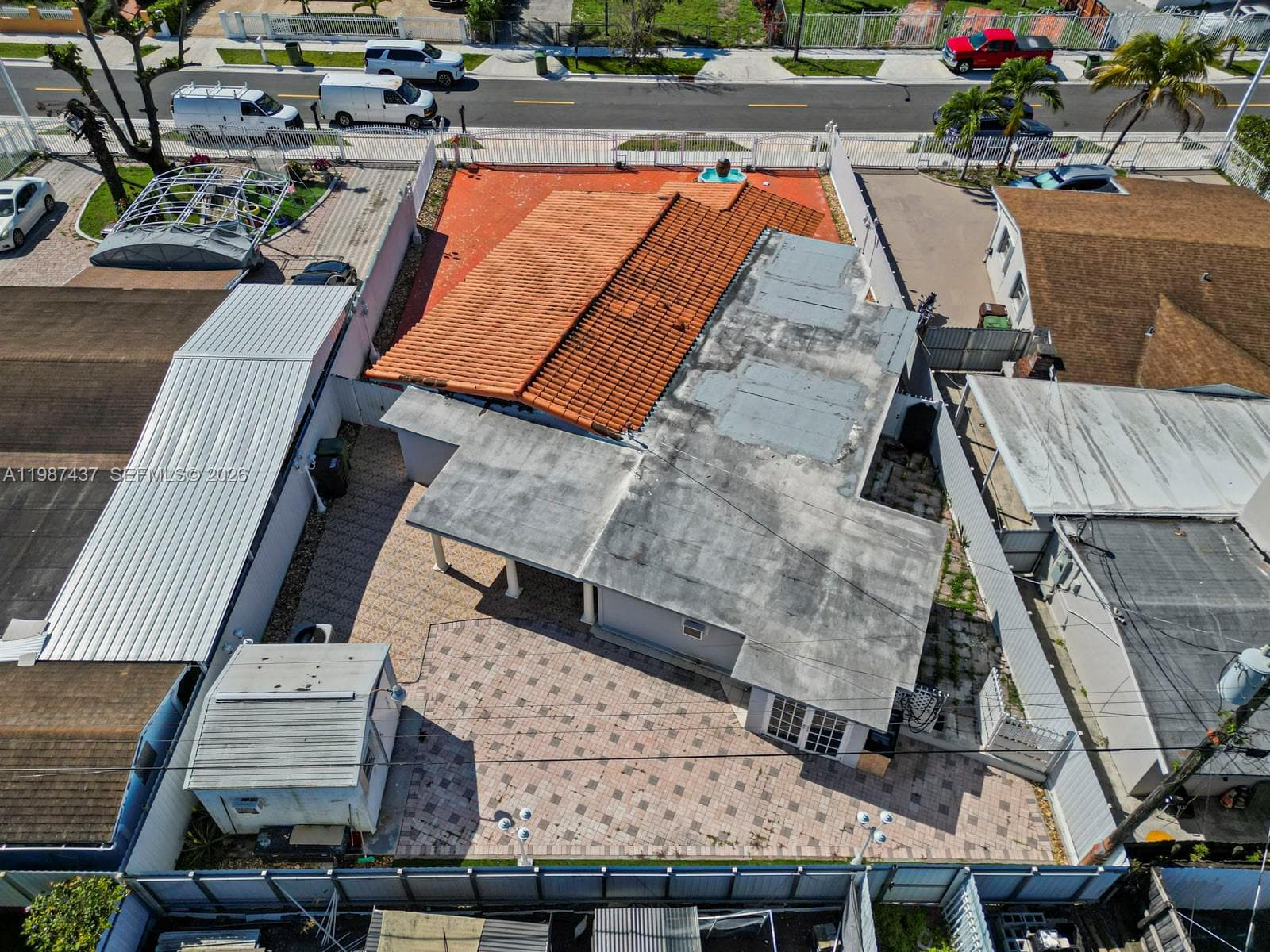 871 SE 5th Pl, Hialeah FL 33010 — 5